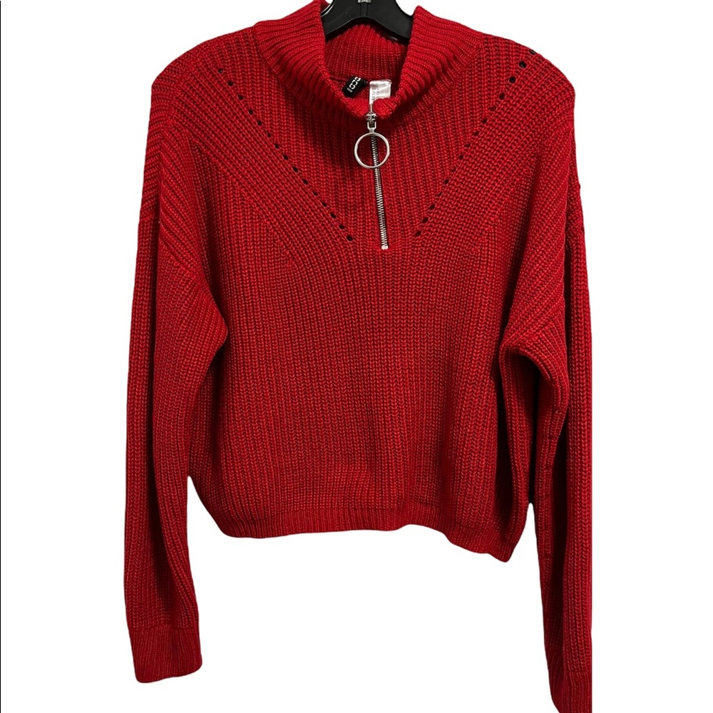 COPY - RED CABLE KNIT RING PULL CROPPED SWEATER BY H&M